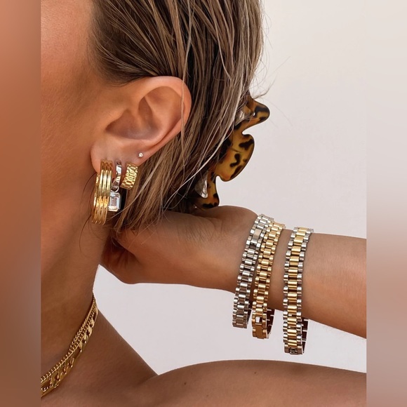 LUV AJ GOLD TIMEPIECE BRACELET WATCHLINK GORJANA MEJURI BAGATIBA 8 OTHER STORIES - Picture 8 of 15